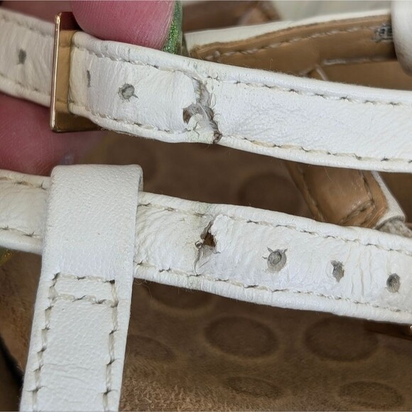 Vionic Lizbeth T-strap Orthotic Sandal - Picture 7 of 11